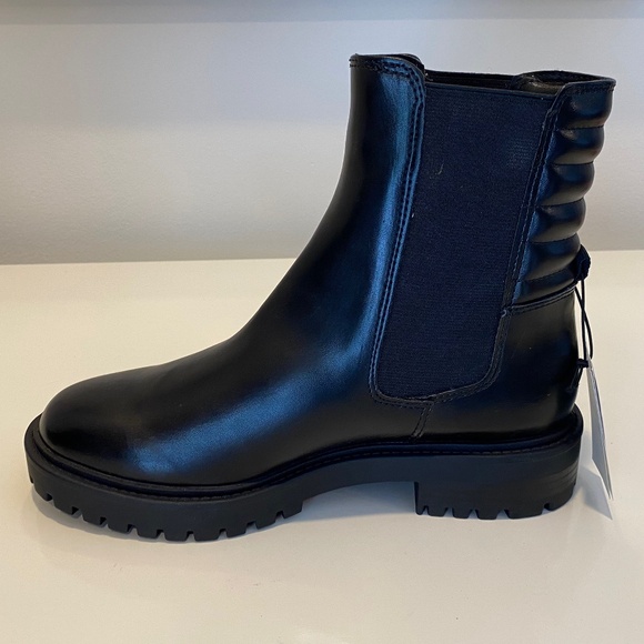 *NWT* Chelsea Boots - Black - Sz 6 - Picture 6 of 13